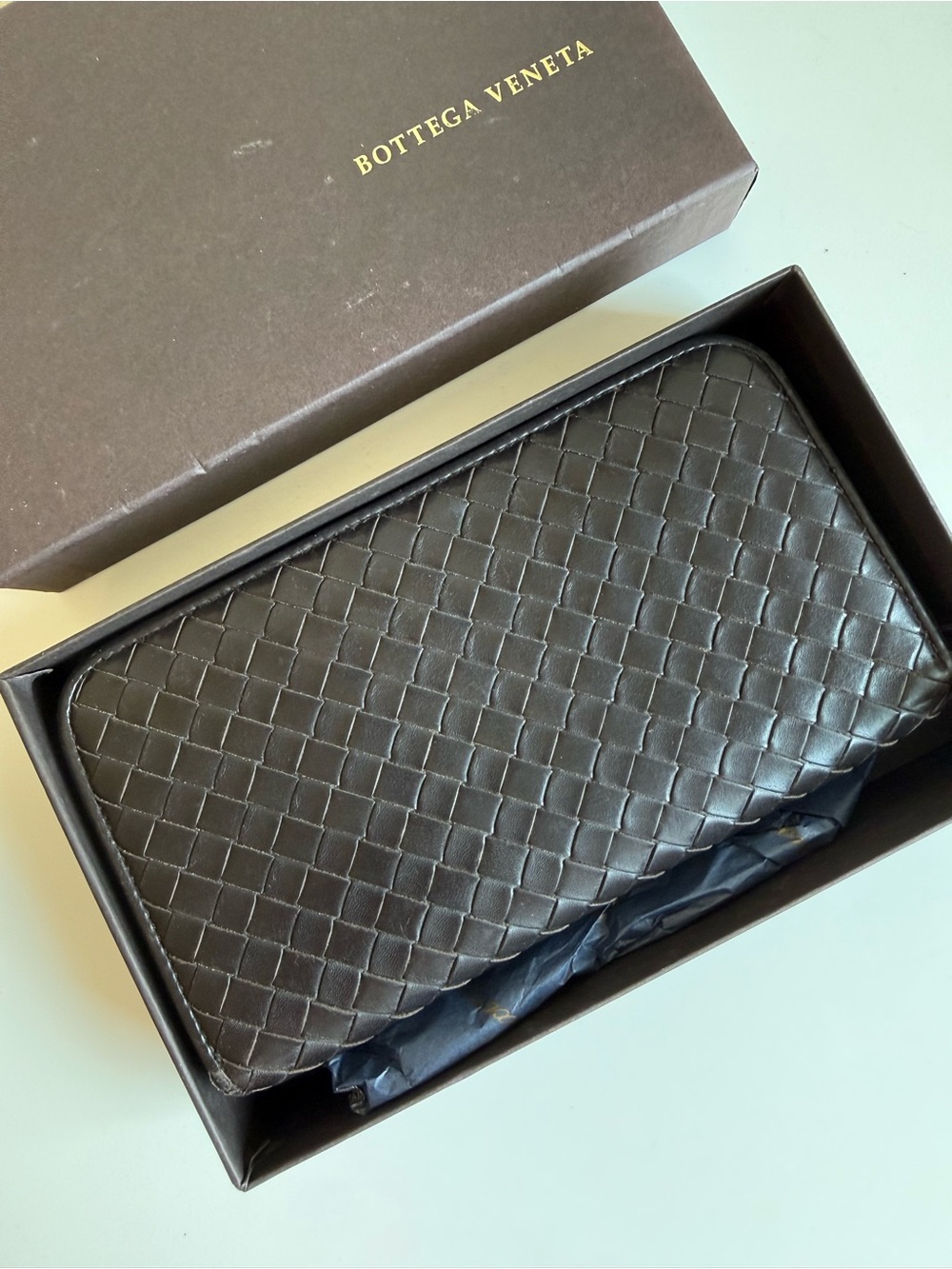 Bottega Veneta intrecciato zip-around wallet